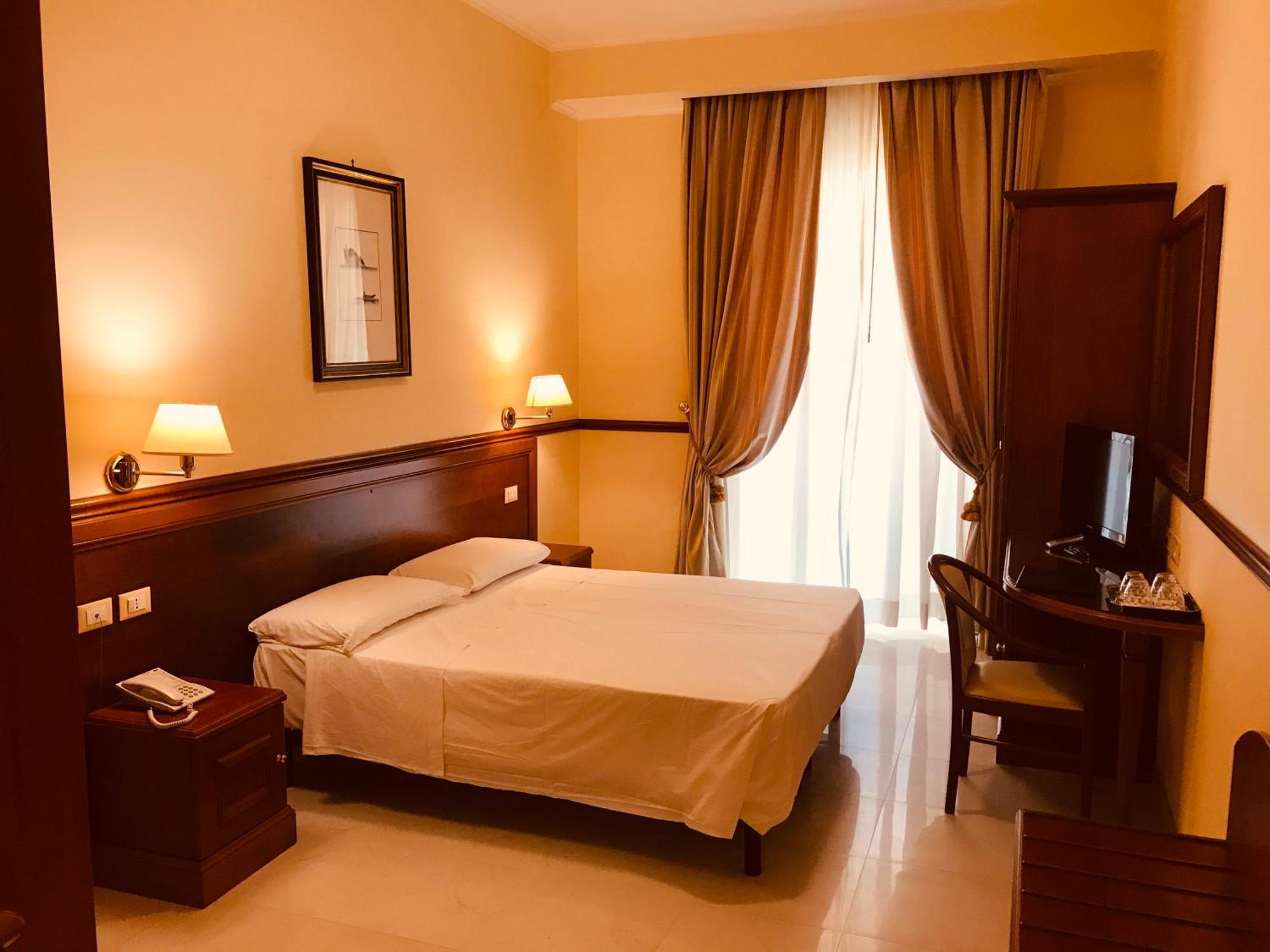Two-Bedroom Apartment,1540937089:JPEG